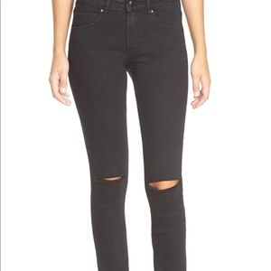 Ripped Knee Skinny Jeans